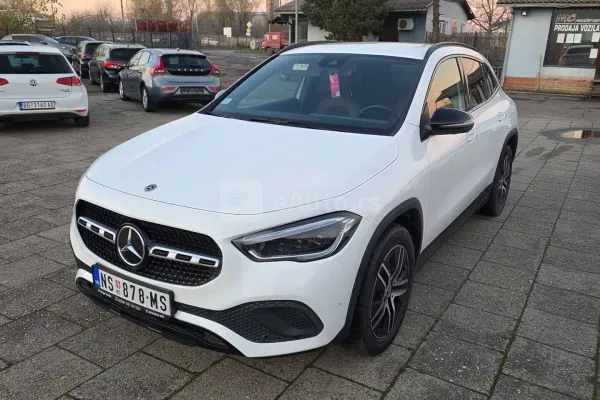 Mercedes Benz GLA 200 — polovni automobil