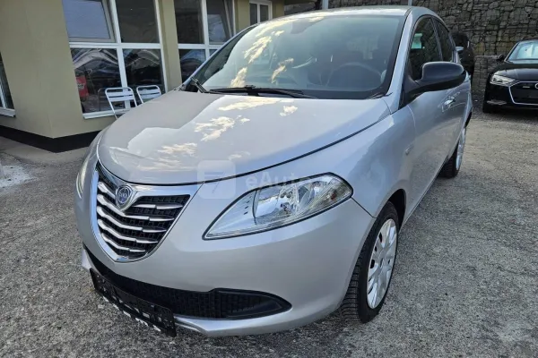Lancia Ypsilon — polovni automobil