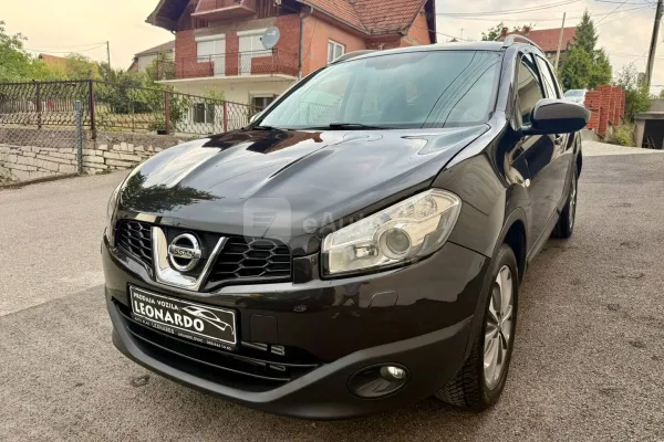 Nissan Qashqai + 2 — polovni automobil