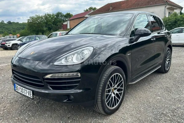 Porsche Cayenne — polovni automobil