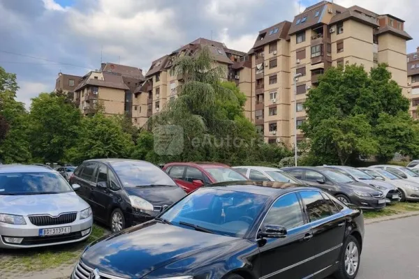 Volkswagen Phaeton — polovni automobil