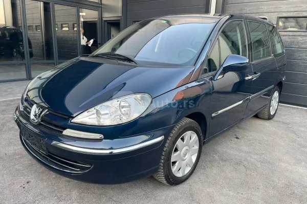 Peugeot 807 — polovni automobil