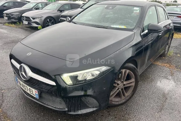 Mercedes Benz A 180 — polovni automobil