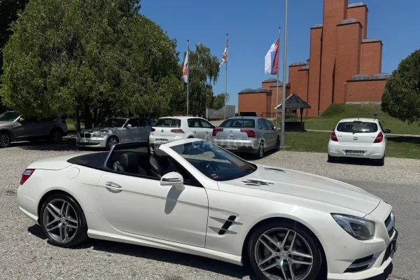 Mercedes Benz SL 350 — polovni automobil