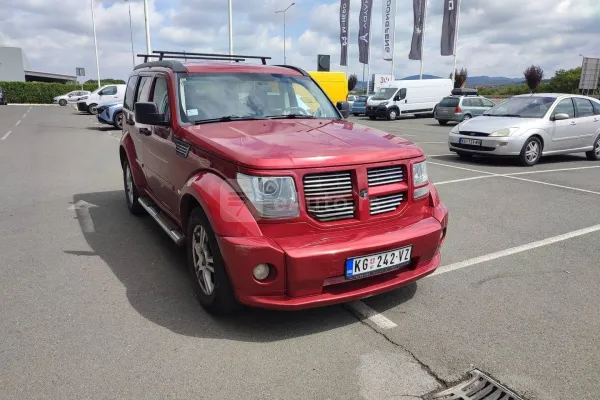Dodge Nitro — polovni automobil