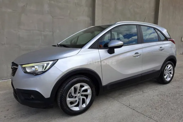 Opel Crossland X — polovni automobil