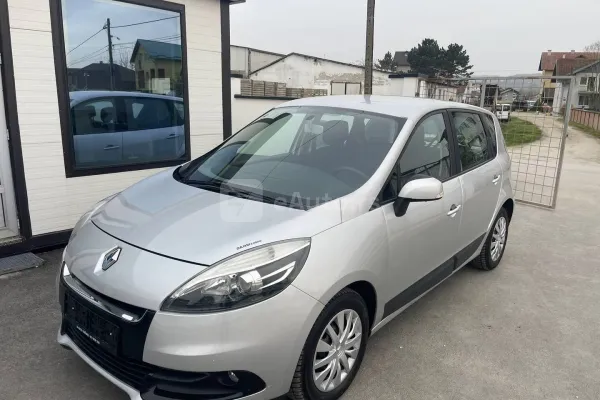Renault Scenic — polovni automobil