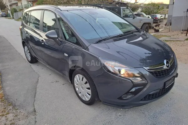 Opel Zafira — polovni automobil