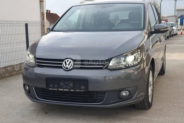 Volkswagen Touran — polovni automobil