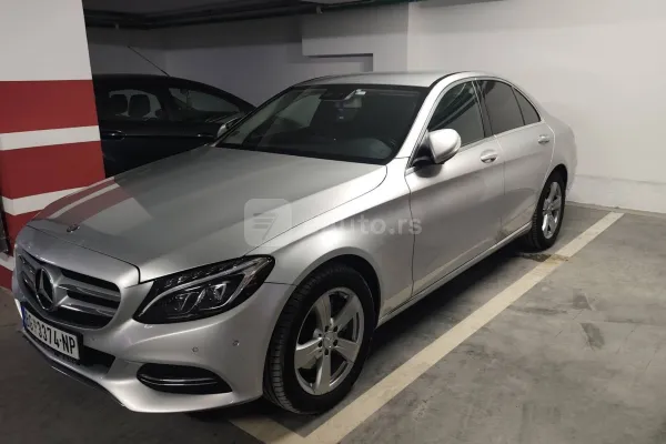 Mercedes Benz C 220 — polovni automobil