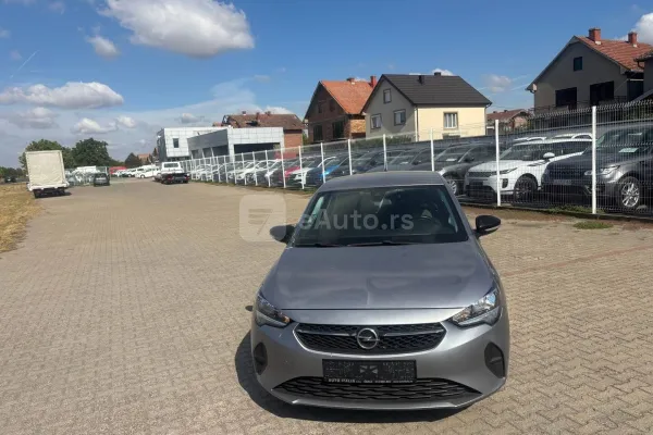 Opel Corsa F — polovni automobil