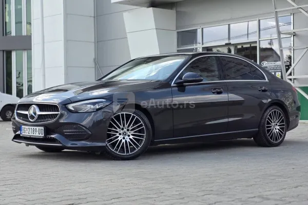 Mercedes Benz C 180 — polovni automobil