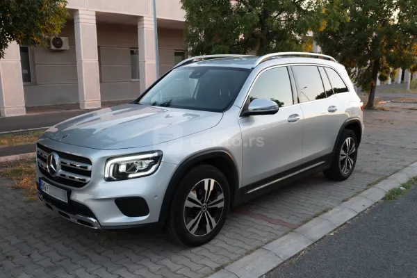Mercedes Benz GLB 200 — polovni automobil