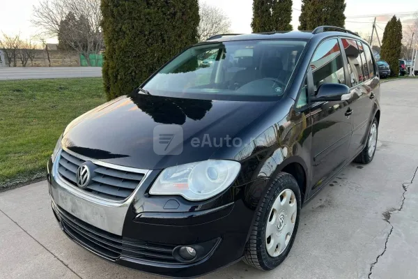 Volkswagen Touran — polovni automobil