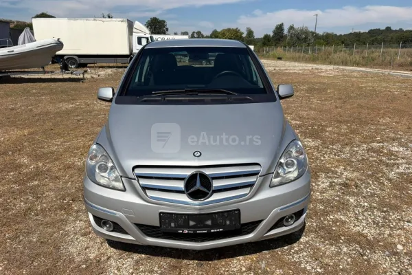 Mercedes Benz B 200 — polovni automobil