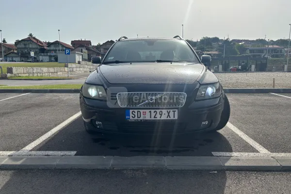 Volvo V50 — polovni automobil