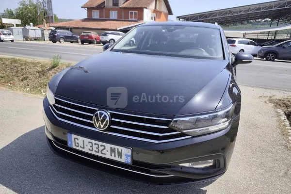 Volkswagen Passat B8 — polovni automobil