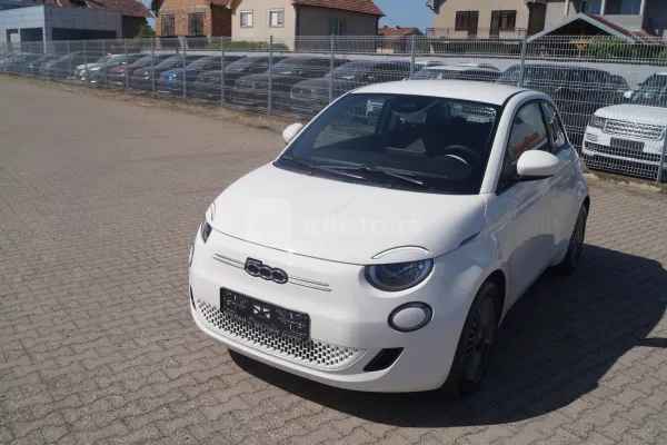 Fiat 500e — polovni automobil