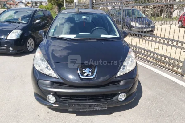 Peugeot 207 — polovni automobil