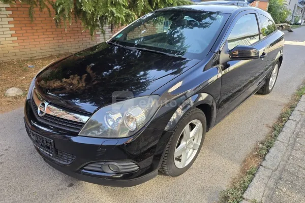 Opel Astra H — polovni automobil