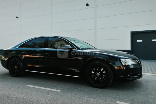 Audi A8 — polovni automobil