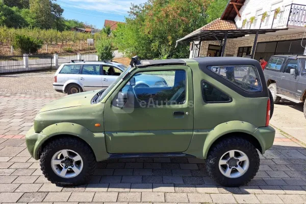 Suzuki Jimny — polovni automobil
