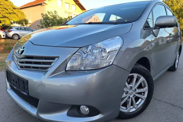 Toyota Verso — polovni automobil