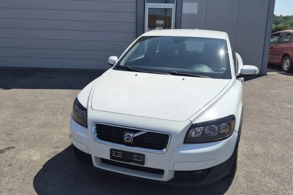 Volvo C30 — polovni automobil