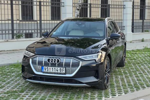 Audi e-tron — polovni automobil