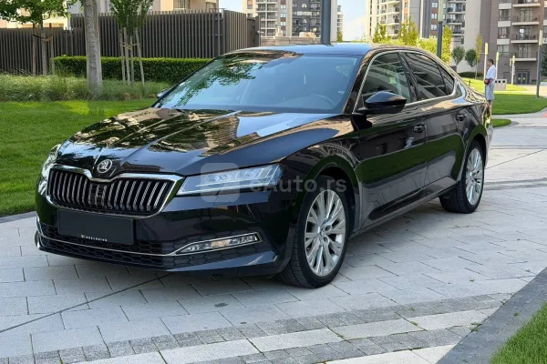 Škoda Superb — polovni automobil