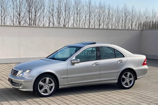 Mercedes Benz C 350 — polovni automobil