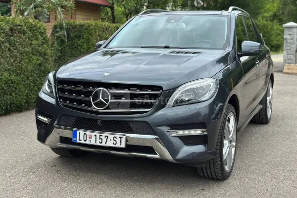 Mercedes Benz ML 350 — polovni automobil