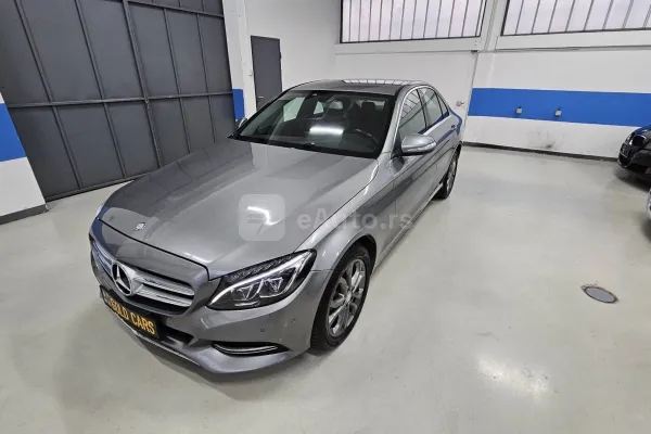 Mercedes Benz C 200 — polovni automobil