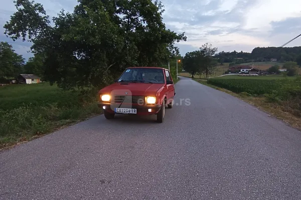 Zastava 10 — polovni automobil