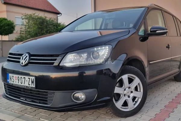 Volkswagen Touran — polovni automobil