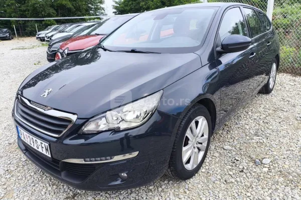 Peugeot 308 — polovni automobil