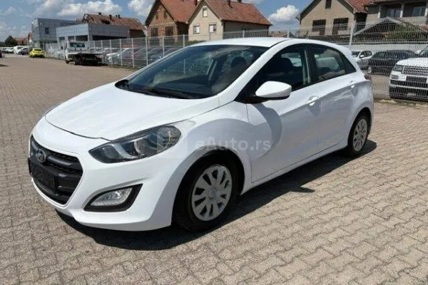 Hyundai i30 — polovni automobil
