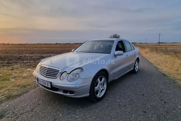 Mercedes Benz E 270 — polovni automobil