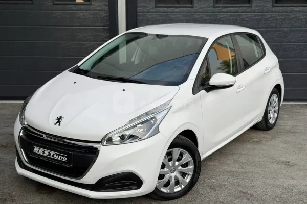 Peugeot 208 — polovni automobil