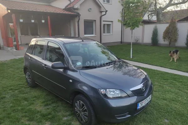 Mazda 2 — polovni automobil
