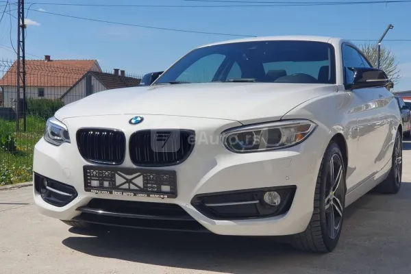 BMW 220 — polovni automobil