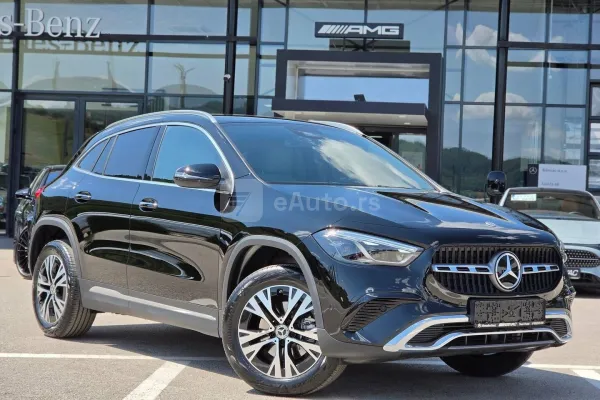 Mercedes Benz GLA 180 — polovni automobil