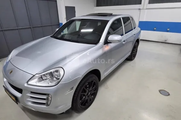 Porsche Cayenne — polovni automobil