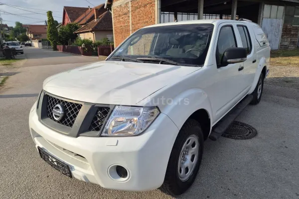 Nissan Navara — polovni automobil