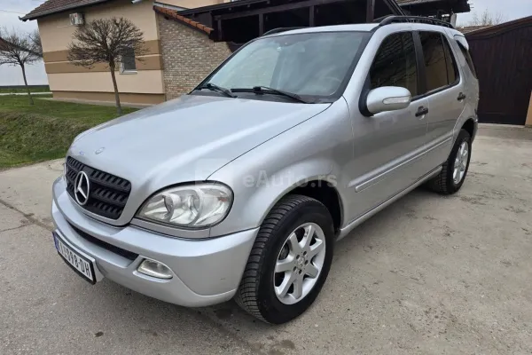 Mercedes Benz ML 270 — polovni automobil