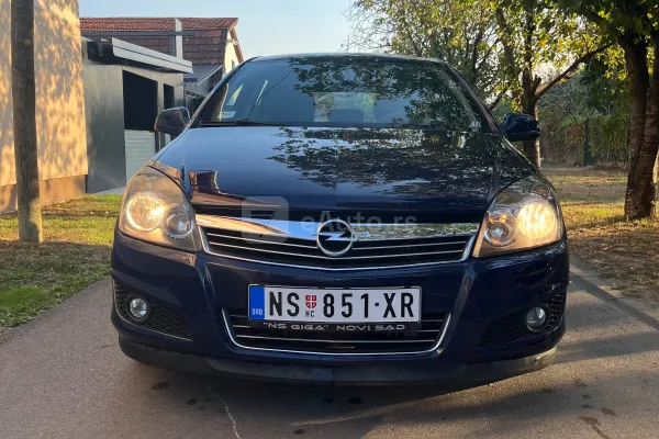 Opel Astra H — polovni automobil
