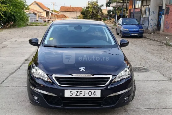 Peugeot 308 — polovni automobil
