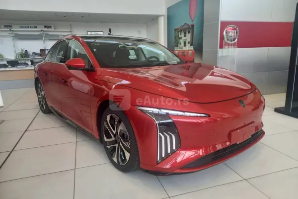 Dongfeng Forthing — polovni automobil