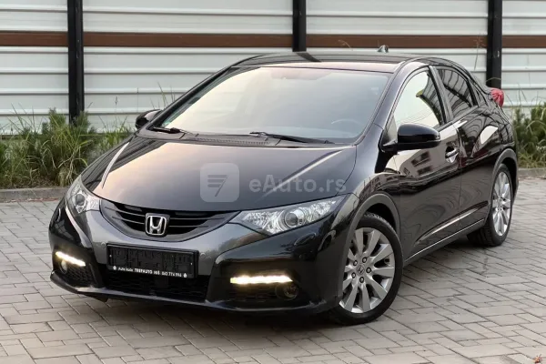 Honda Civic — polovni automobil
