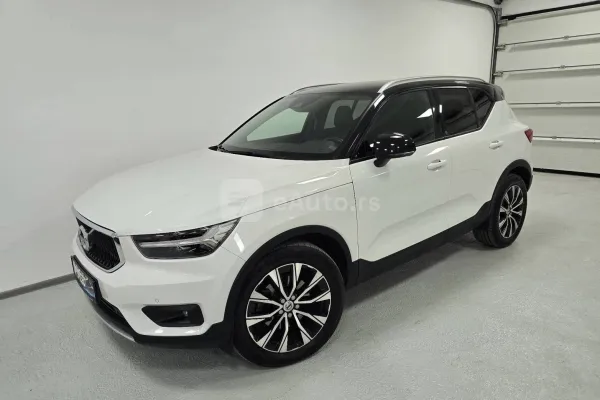 Volvo XC40 — polovni automobil